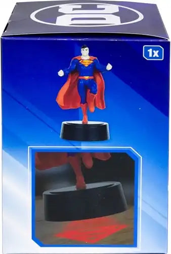 5054903896005 – colis de 1 pc : DC Comics Figurine LED 11cm Superman 8x11,5cm – Grossiste – DC Comics / Superman
