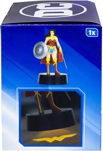5054903896043 – colis de 1 pc : DC Comics Figurine LED 11cm Wonder Woman 8x11,5cm – Grossiste – DC Comics / Wonder Woman