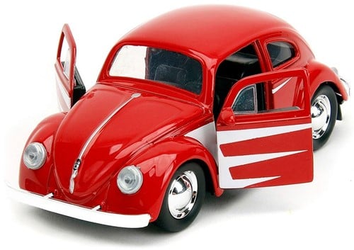 801310342367 | Die-Cast Punch Buggy '59 VW Beetle avec Gants – Rouge – Échelle 1/32 – 7,5x20cm
