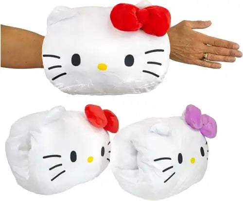 5060573549691 – Lot revendeur Hello Kitty Peluche Cuddle Buddy 22×30 cm (2 assortis) – 12 pcs