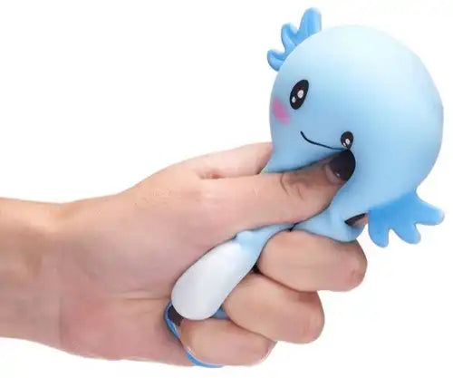 5038104657252 – Axolotl Squeeze 10x9 cm – Confezione da 12 pezzi assortiti in espositore 