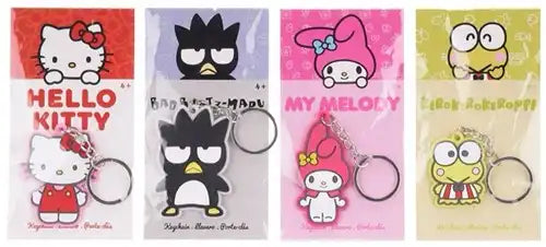 5038104135184 lot de 72 Hello Kitty Porte-clés 2D PVC 4 assortis 8x15 cm – Grossiste produits Sanrio officiels
