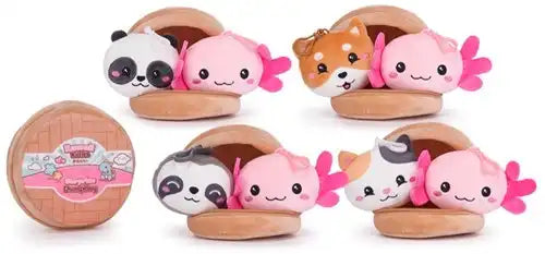 5038104494802 – Kawaii Kuties Peluche Dumpling Box + 2 Bagclips assortis 14 cm (colis de 8 pcs) dispo Simcha.fr