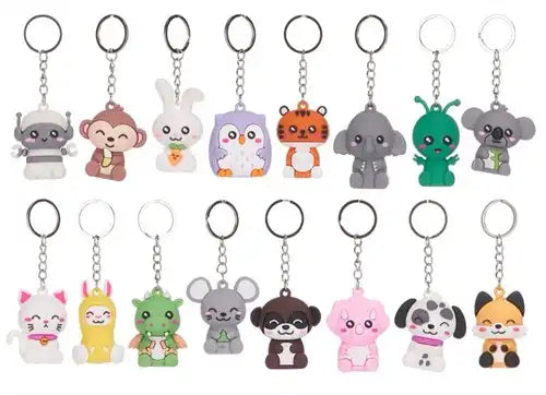 5038104657672 – Lot revendeur de 48 pcs – Vente en gros Kawaii Kuties Porte-clés 3D 16 assortis 6cm