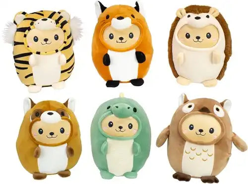 8718668596316 – Peluches kawaii en costume d’animal 18 cm, lot de 6 (6 modèles assortis) pas cher – display boutique