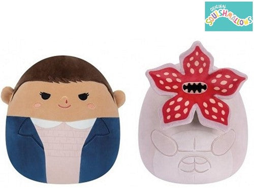 191726805885 – Lot de 2 pcs : Peluches Squishmallows Stranger Things 25 cm (assortis) – Grossiste jouet pro et particulier – Dispo Simcha FR